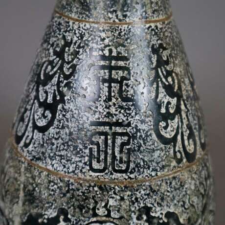 Steinvase - China, schlanker "Yu hu chun ping"-Typus, Kalkst… - фото 6