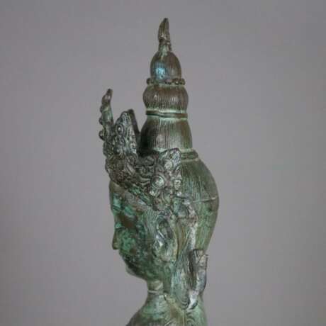 Bodhisattva-Figur - Nepal /Tibet 20.Jh., Bronzelegierung mit… - photo 9