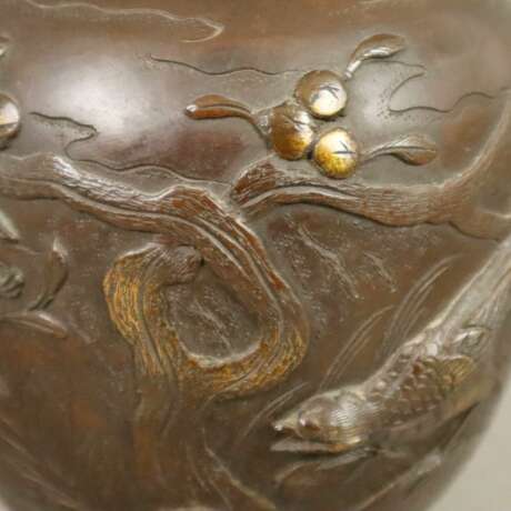 Bronzevase - Japan, wohl Meiji-Zeit, Bronze, braun patiniert… - фото 4
