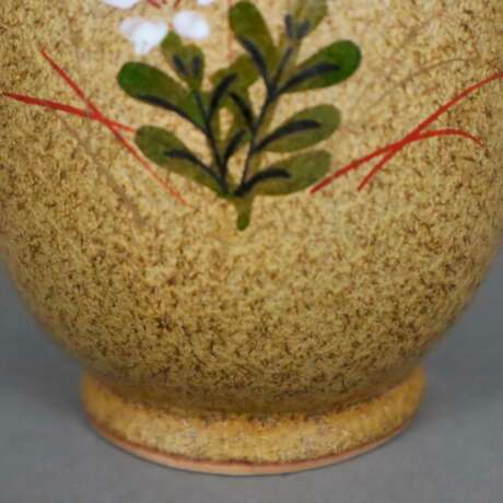 Flaschenvase - Japan, Keramik mit floraler Bemalung in Aufgl… - Foto 5