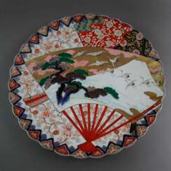 Große Imari-Platte - Japan, Meiji-/ Taishō-Zeit, Porzellan,…