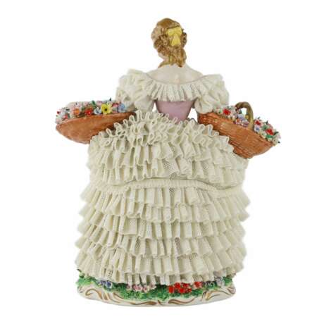  Sitzendorf Porcelain. Porcelain figurine of the Flower Girl. 20th century. Porcelain Hand Painted Gilding Mid-20th century - photo 4