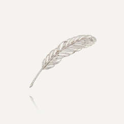 EARLY 20TH CENTURY DIAMOND FEATHER BROOCH