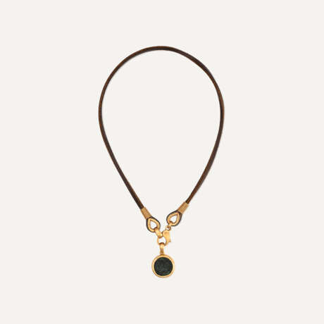 NO RESERVE | BULGARI COIN AND GOLD 'MONETE' NECKLACE - фото 1