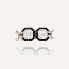 EARLY 20TH CENTURY DIAMOND AND ONYX CLASP