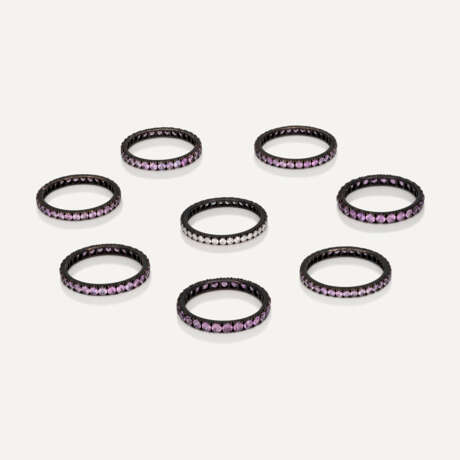 JAR GROUP OF COLOURED SAPPHIRE AND DIAMOND RINGS - фото 3