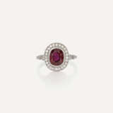 NO RESERVE | EARLY 20TH CENTURY RUBY AND DIAMOND RING - фото 1