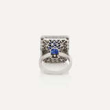 COLOUR CHANGE SAPPHIRE AND DIAMOND RING - фото 4