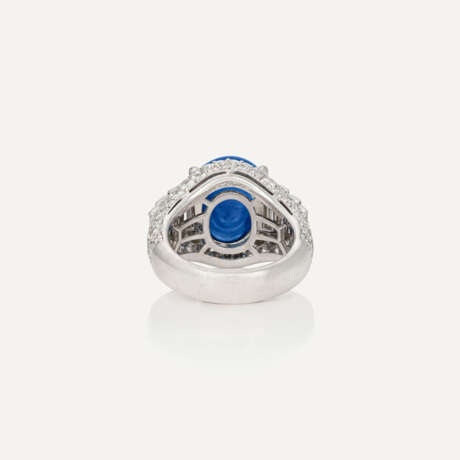 BULGARI SAPPHIRE AND DIAMOND 'TROMBINO' RING - photo 4