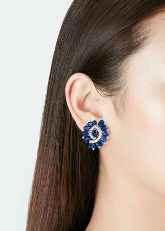 NO RESERVE | SAPPHIRE AND DIAMOND EARRINGS - фото 2