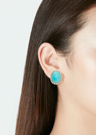 CARTIER MID-20TH CENTURY TURQUOISE AND DIAMOND EARRINGS - photo 2