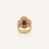NO RESERVE | RUBY AND DIAMOND RING - Foto 4