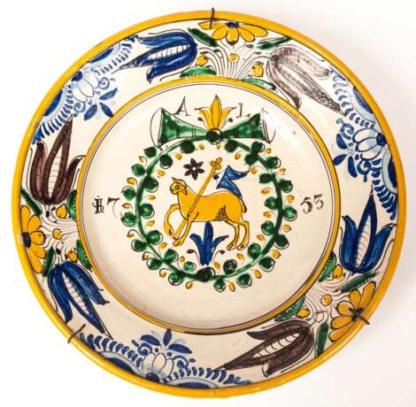 SLOVAK POST-HABAN PLATE WITH AGNUS DEI - photo 1