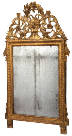 BAROQUE MIRROR WITH RICH WOOD CARVING - photo 1
