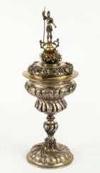 LARGE LIDDED CUP