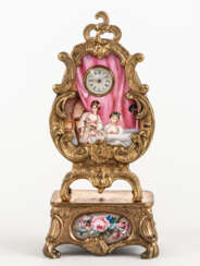SMALL PENDULUM CLOCK WITH ENAMELED PAINTINGS