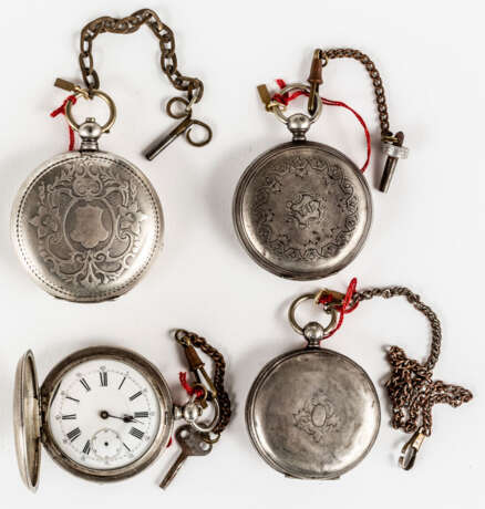 LOT OF 4 POCKET WATCHES - photo 1