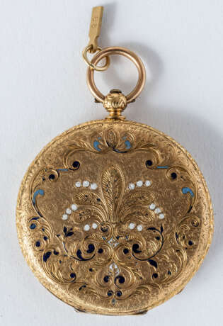 ENGRAVED AND ENAMELED GOLDEN POCKET WATCH - photo 1