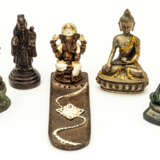 LOT OF 5 CHINESE / INDIAN FIGURES - photo 1