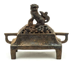 CHINESE BRONZE INCENSE BURNER WITH DRAGON