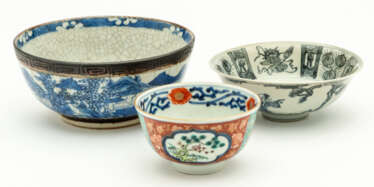 3 CHINESE PORCELAIN BOWLS