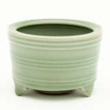 CHINESE CELADON COLORED CERAMIC BOWL - photo 1