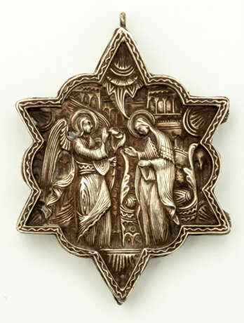 RUSSIAN SILVER PENDANT SHOWING THE ANNUNCIATION - фото 1