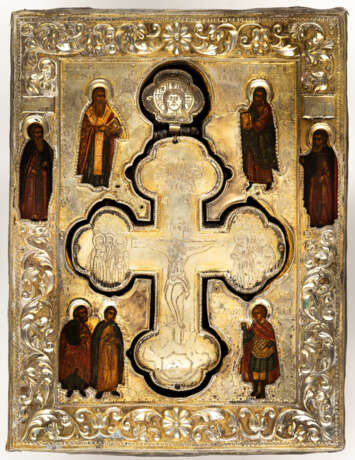 EXTREMELY RARE RELIQUARY ICON WITH SILVER OKLAD AND INSET SILVER CROSS SHOWING THE CRUCIFIXION OF CHRIST AND SAINTS - фото 1