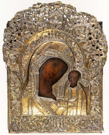MAGNIFICENT RUSSIAN GILDED SILVER OKLAD ICON SHOWING THE MOTHER OF GOD KASANSKAYA - фото 1