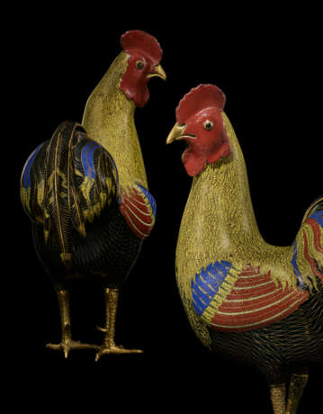 A LARGE PAIR OF CLOISONNE ENAMEL ROOSTERS - фото 5