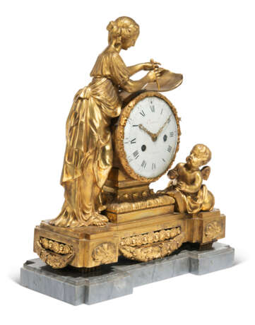 A LOUIS XVI ORMOLU MANTEL CLOCK - Foto 2