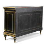 A LOUIS XVI ORMOLU-MOUNTED EBONY AND BLACK AND GILT LACQUER COMMODE A VANTAUX - photo 4