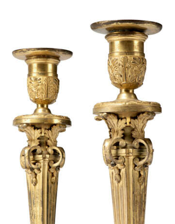 A PAIR OF LOUIS XIV-STYLE ORMOLU CANDLESTICKS - photo 2