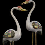 A PAIR OF CLOISONN&#201; ENAMEL CRANES - Foto 7