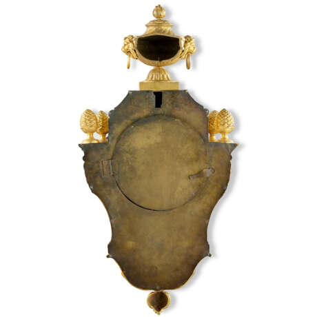 A LATE LOUIS XV ORMOLU CARTEL CLOCK - Foto 8