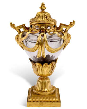 A LOUIS XVI ORMOLU-MOUNTED AND VERRE DE BOHEME VASE AND COVER - photo 1