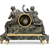 A DIRECTOIRE ORMOLU-MOUNTED PATINATED-BRONZE AND GREEN MARBLE MANTEL CLOCK - photo 4