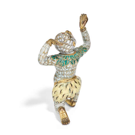 A RARE SMALL CLOISONNE ENAMEL FIGURE OF A KNEELING MONKEY - photo 4