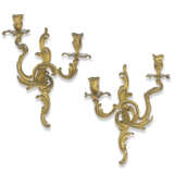 A PAIR OF LOUIS XV ORMOLU TWIN-BRANCH WALL-LIGHTS - фото 1