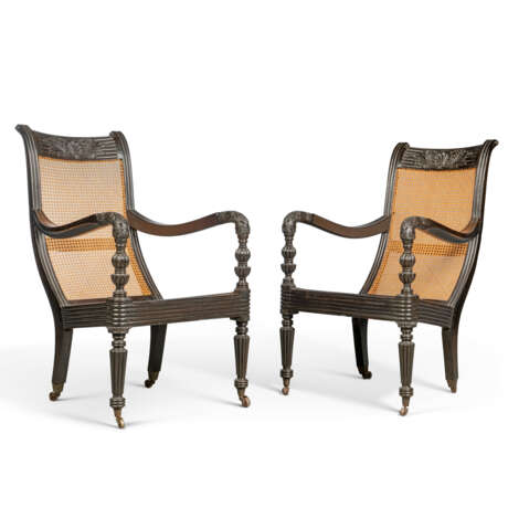 A PAIR OF ANGLO-INDIAN EBONY AND CANED ARMCHAIRS - фото 3