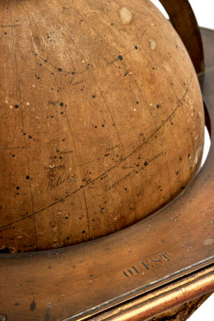 A PAIR OF LOUIS XV TERRESTRIAL AND CELESTIAL GILTWOOD TABLE GLOBES - фото 5