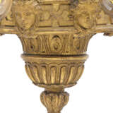 A LOUIS XIV-STYLE GILTWOOD EIGHT-LIGHT CHANDELIER - Foto 5