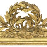 A LOUIS XVI GILTWOOD MIRROR - Foto 2