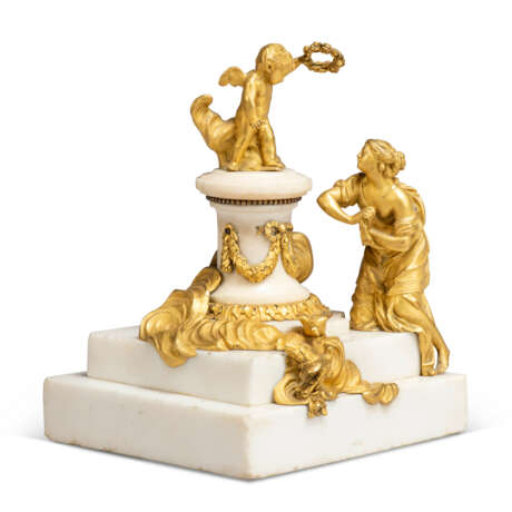 A LOUIS XVI ORMOLU AND WHITE MARBLE FIGURAL GROUP - Foto 1