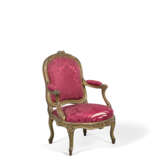 A LOUIS XV GILTWOOD FAUTEUIL - фото 2