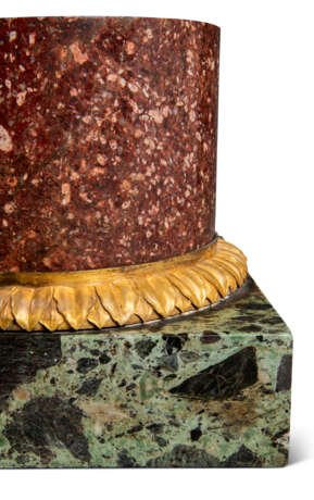 A PAIR OF NEOCLASSICAL ORMOLU-MOUNTED RED GRANITE AND VERDE ANTICO MARBLE PEDESTALS - фото 2