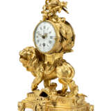 A LOUIS XVI ORMOLU TIMEPIECE MANTEL CLOCK - photo 2