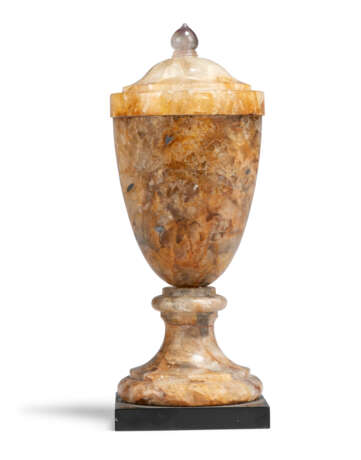 A NORTH EUROPEAN NEOCLASSICAL PORPHYRY TAZZA - Foto 3