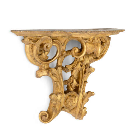 A MATCHED PAIR OF REGENCE GILTWOOD BRACKETS - Foto 4