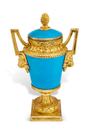 A LATE LOUIS XV ORMOLU-MOUNTED SEVRES TURQUOISE PORCELAIN VASE AND COVER - photo 1